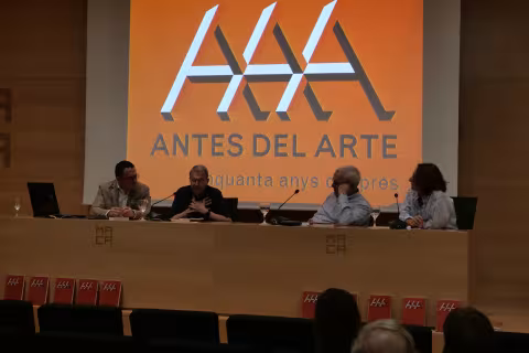 Alt text